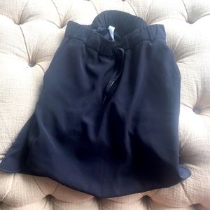 Lululemon black skirt